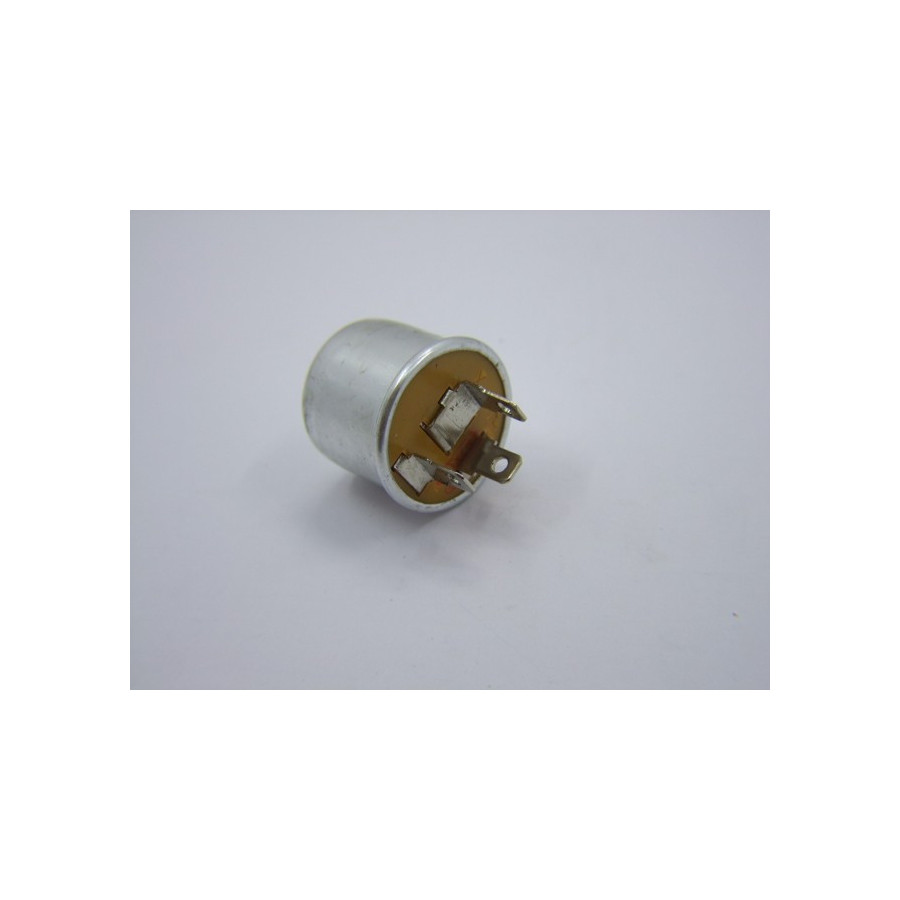 Clignotant - Relai - centrale - 6V / 2x8w +1.5w - 3 Poles