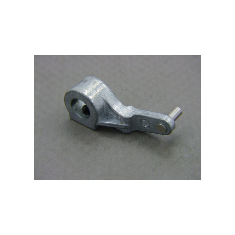 021 - Carburateur RS - Tirant. levier