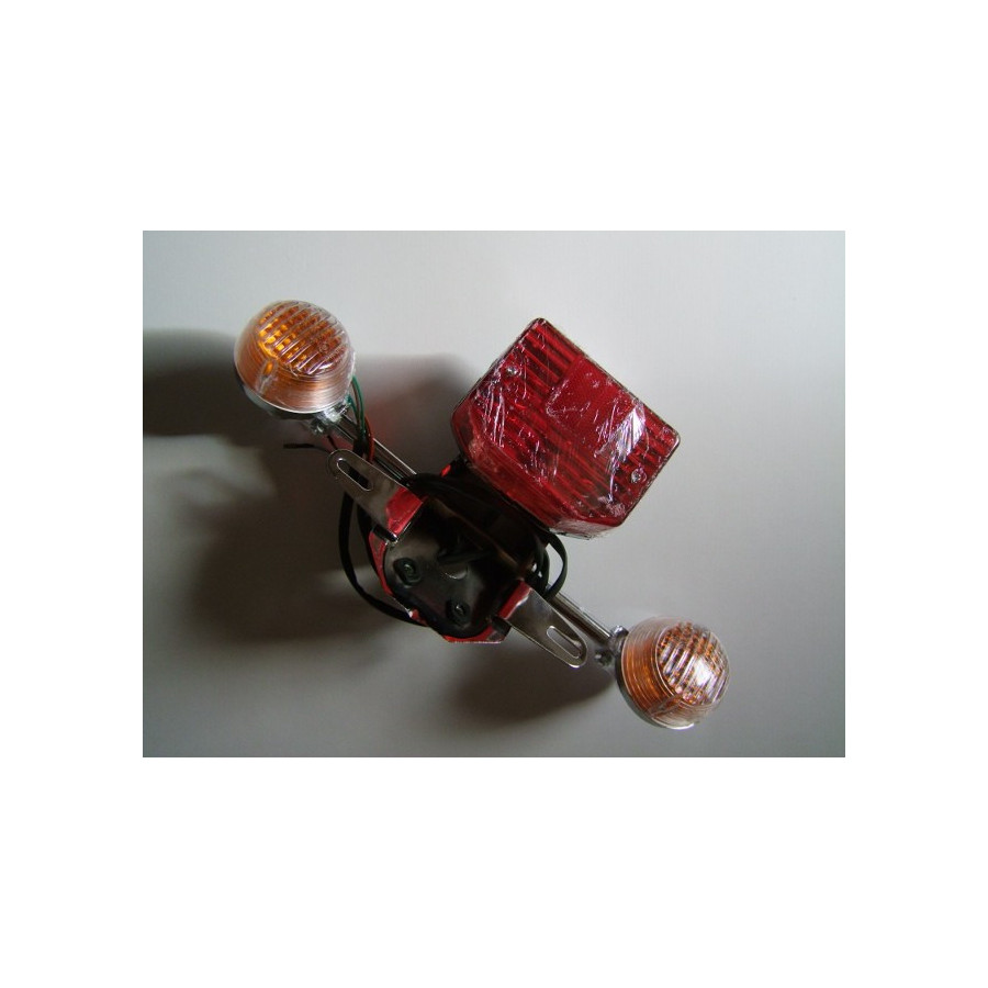 Clignotant + feux arriere - Ensemble - CM125