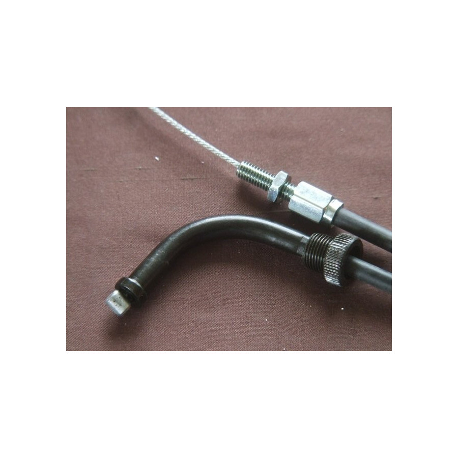 Cable - Accélérateur - Retour  B - CB1100F - VF750 ....